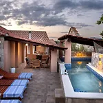 Family Friendly House With A Swimming Pool Zastrazisce, Hvar - 23743 Dom wakacyjny *