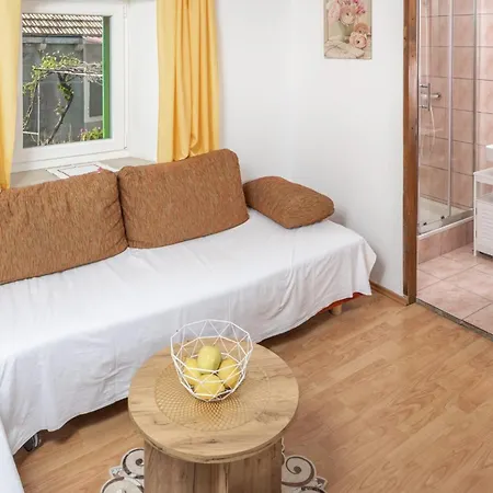 Family Friendly House With A Swimming Pool Zastrazisce, Hvar - 23743 Zastražišće