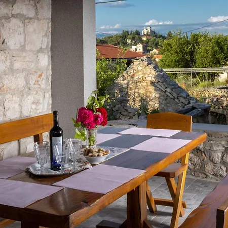 Family Friendly House With A Swimming Pool Zastrazisce, Hvar - 23743